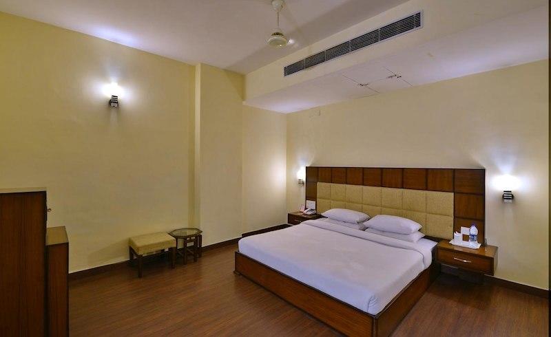 Eagle Motel Rājpura Extérieur photo