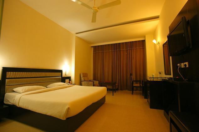 Eagle Motel Rājpura Extérieur photo